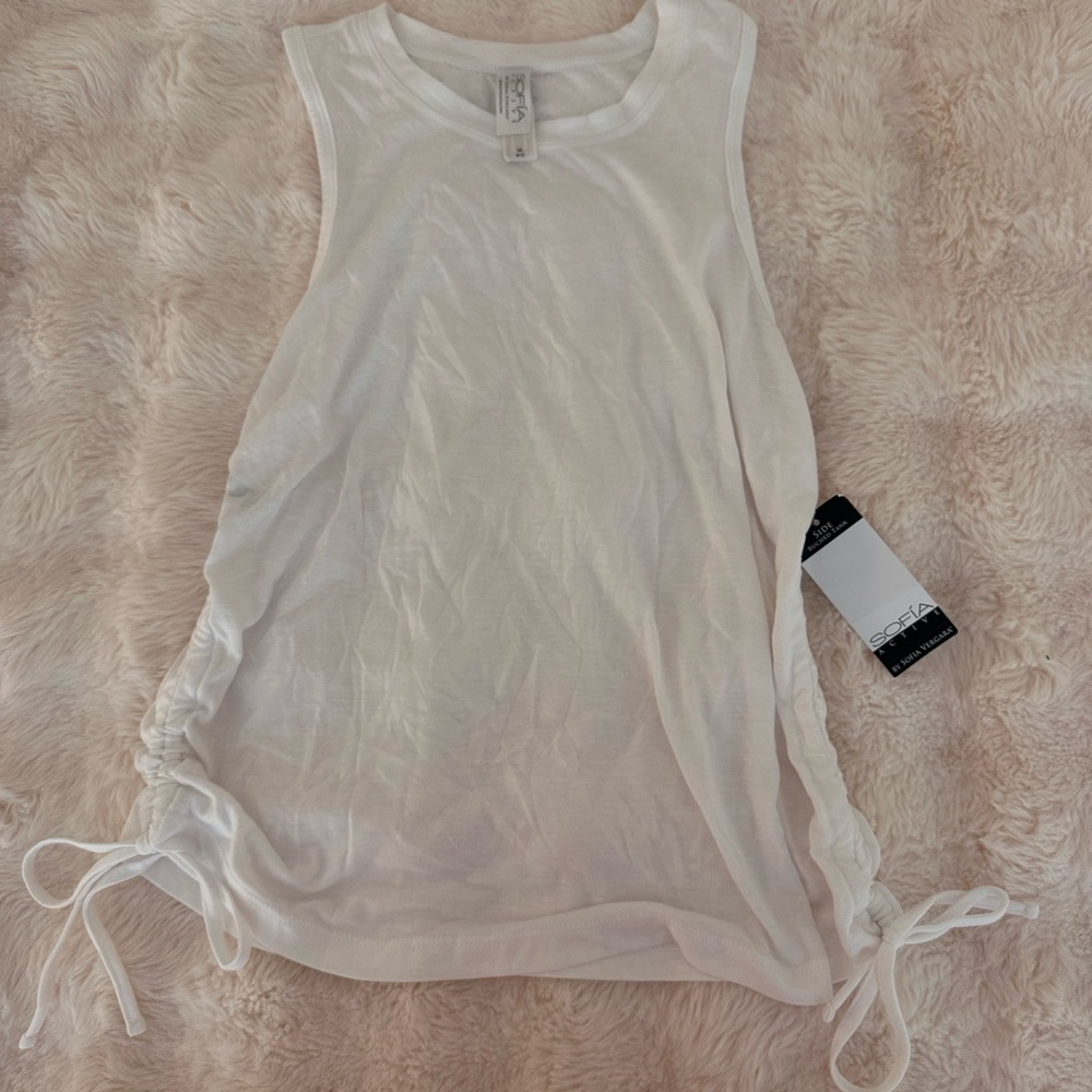 Sofia Vergara White Sleeveless Ruched Tank Top